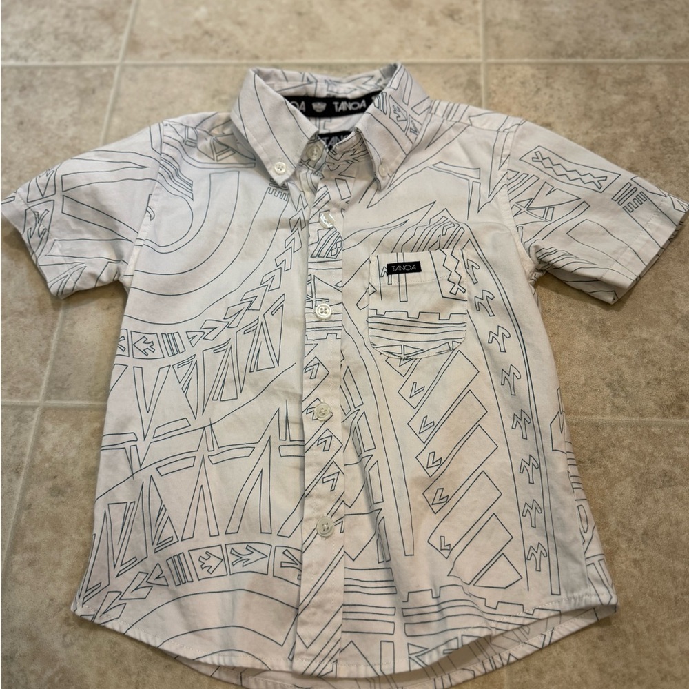 Tanoa White Graphic Short Sleeve Shirt